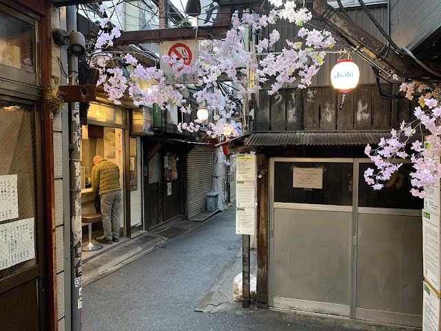 カブト（新宿思い出橫丁）